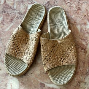 Baretraps Cork Sandals Flip Flops